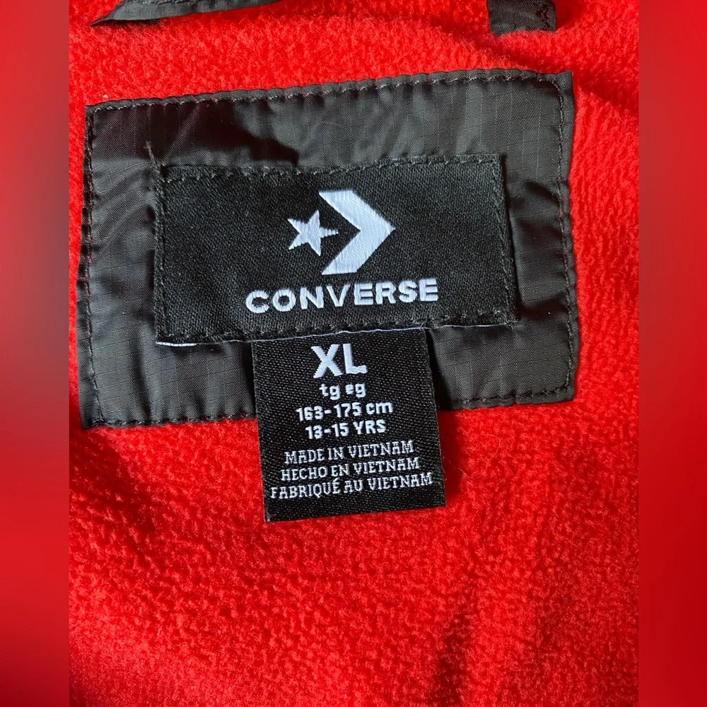 Converse Boys Black Jacket with Vibrant Red Lining size XL 13-15 Y